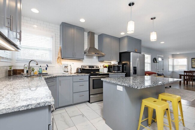 Building Photo - Quality Home Management