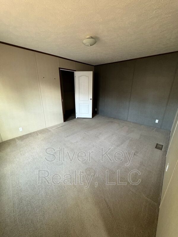 Building Photo - 3000 Highway 11 S