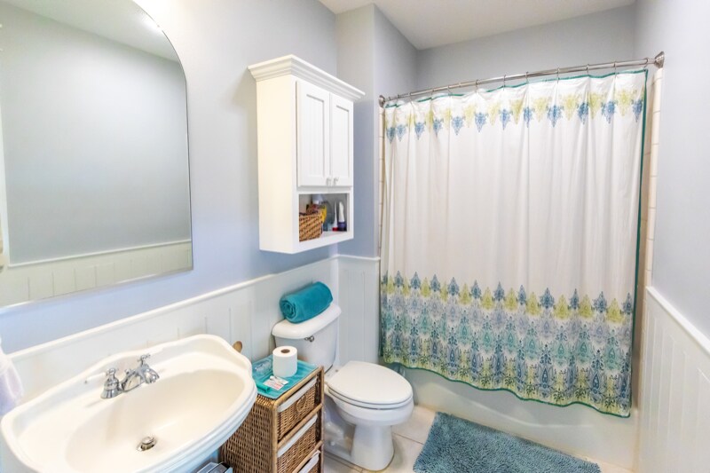 Building Photo - 380 Clareon Dr