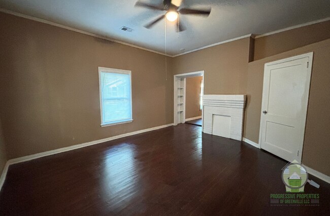 Building Photo - 43 Seyle St