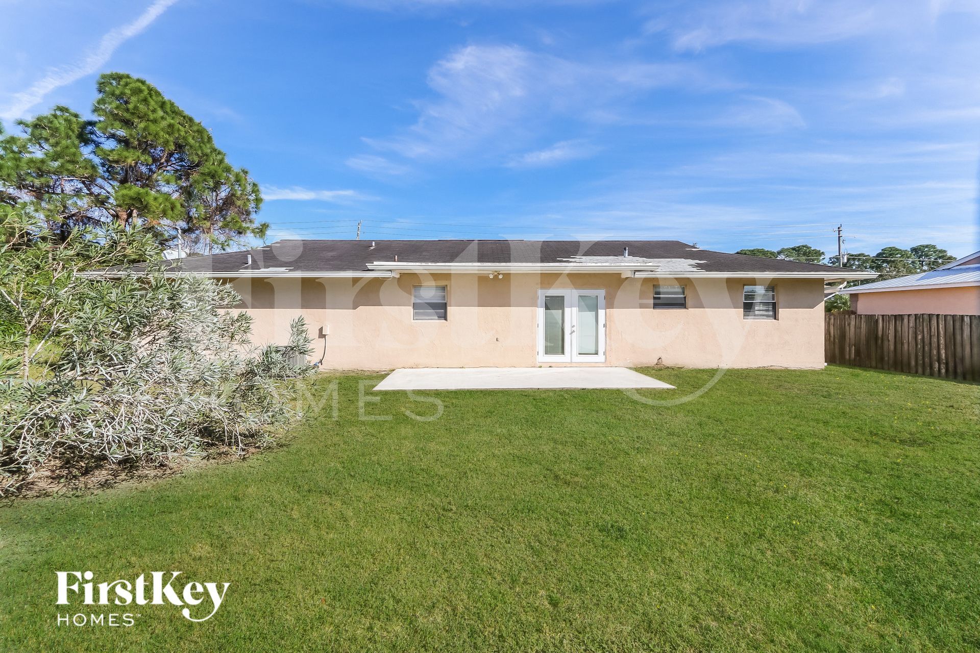 Building Photo - 650 NW Selvitz Rd