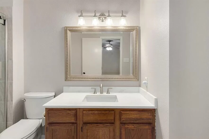 Building Photo - 4052 Pepperwood Dr