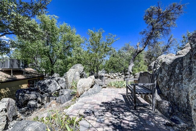 Building Photo - Adorable 2 Bed, 1 Bath Home in Prescott!