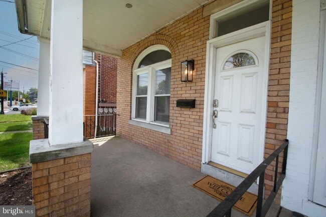 Primary Photo - 272 Haddon Ave