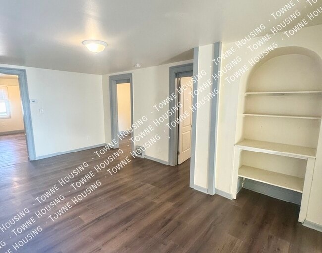 Building Photo - 24 Como Ave