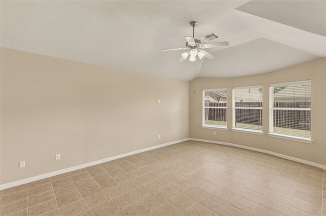 Building Photo - 10906 Angel Lake Dr
