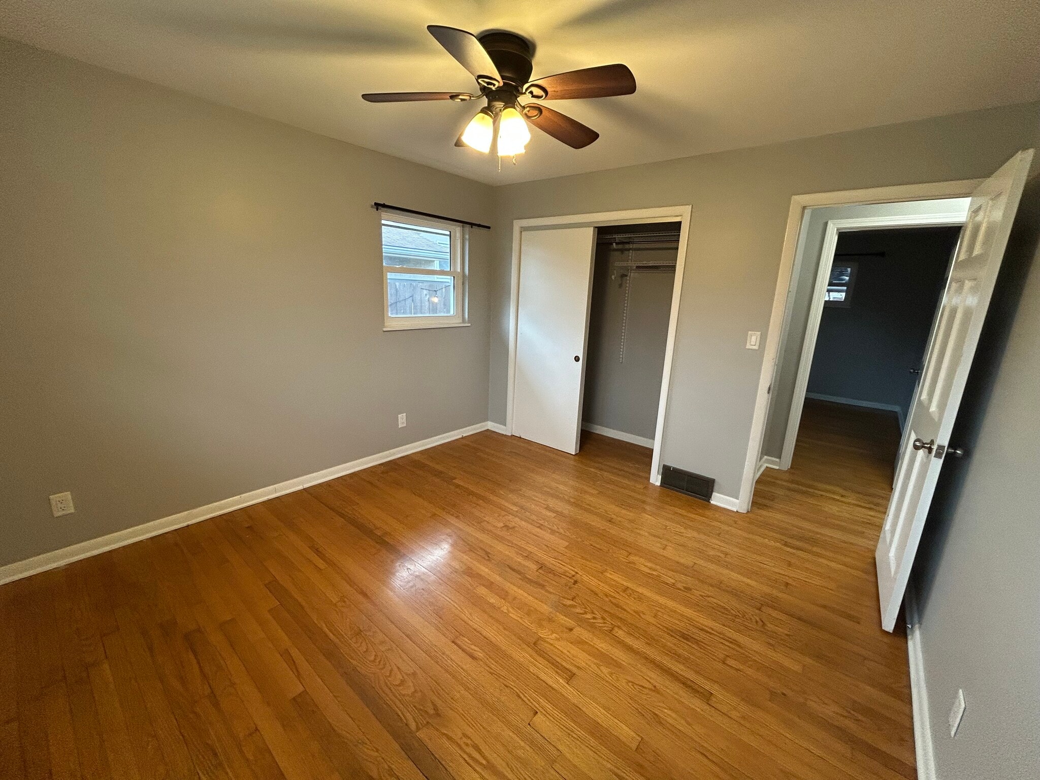 Building Photo - 1008 Lambeth Dr