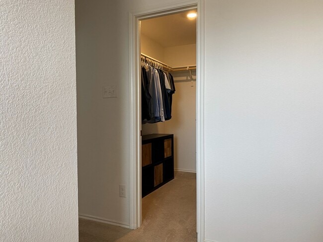 Building Photo - 252 Tugboat Annie Wy