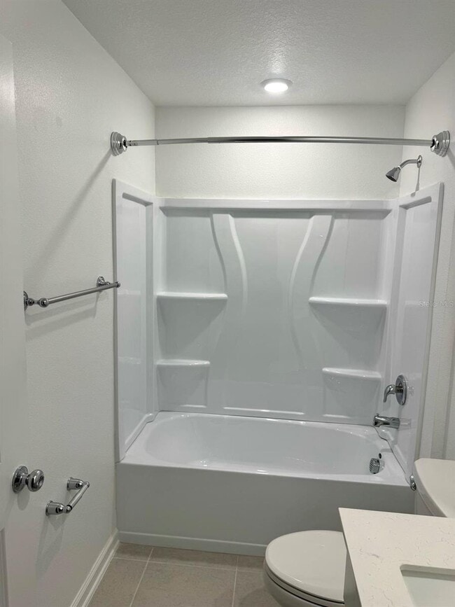 Building Photo - 2704 Pioneer Trl