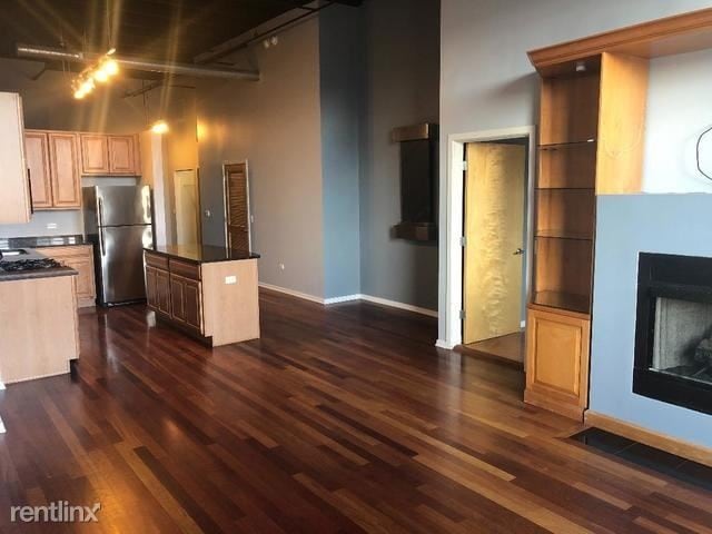 Building Photo - 1645 W Jackson Blvd