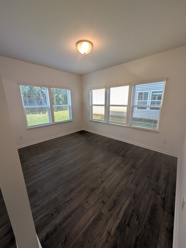 Building Photo - BRAND NEW 4BD/2.5 Home in the Stonebridge ...
