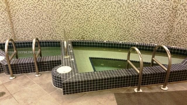 Building Photo - 253 NE 2nd St