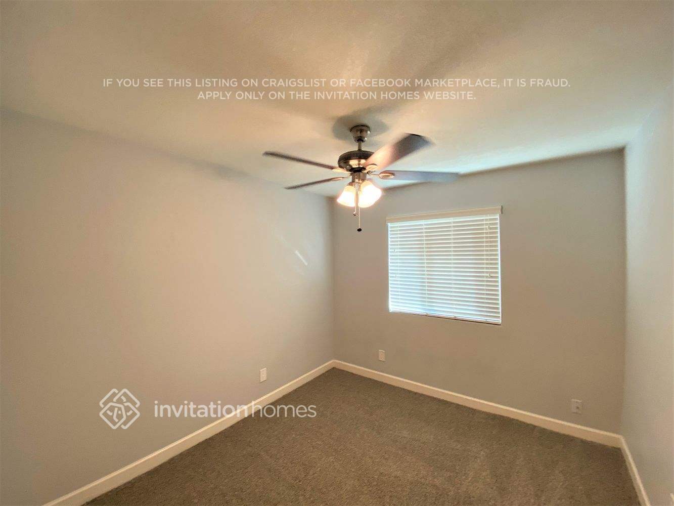 Building Photo - 6102 S Parkside Dr