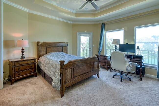 Building Photo - 5623 Waters Landing Ln