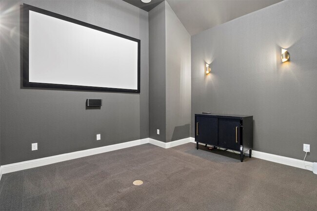 Building Photo - 1314 20th St