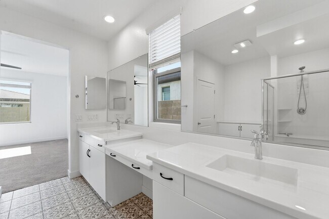 Building Photo - Solar-Powered Savings in Ovation at Meridian – 55+ Gated Living in Queen Creek