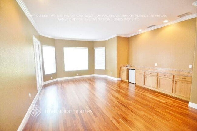 Building Photo - 4810 Red Rooster Rd