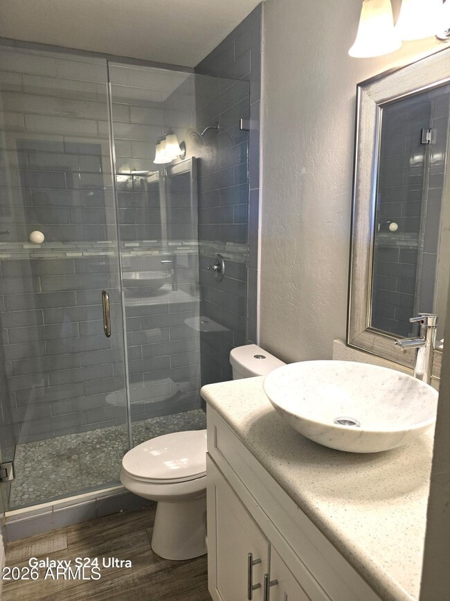 Building Photo - 1133 E Butler Dr