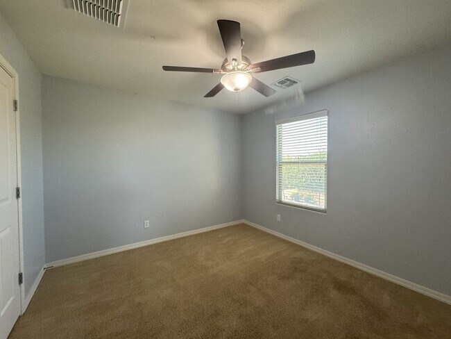 Building Photo - COMING SOON! LYONS GATE 5 BDRM + LOFT W CO...