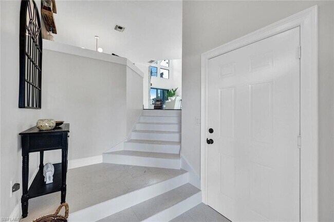 Building Photo - 27131 Oakwood Lake Dr