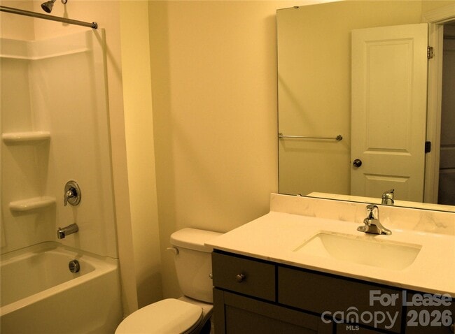 Building Photo - 4011 Rothwood Ln