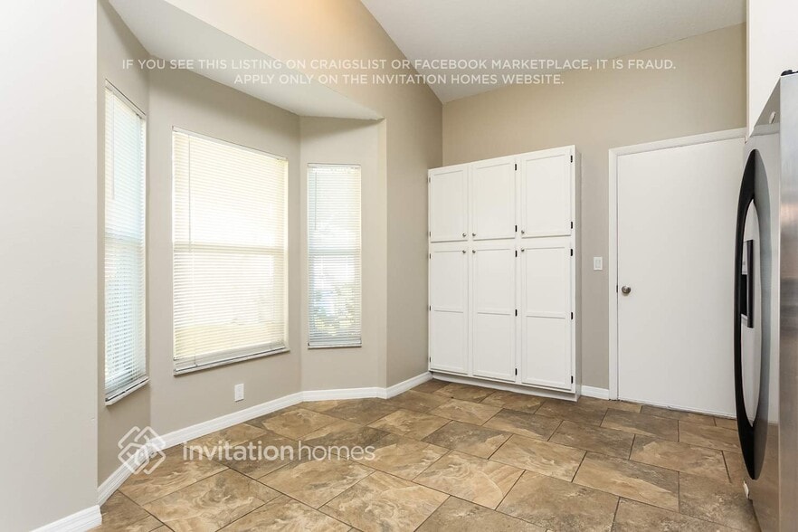 Building Photo - 4416 11th Ave E