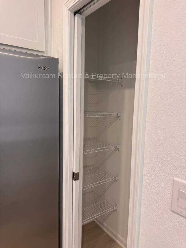 Building Photo - 91 Silver Myrtle Ct