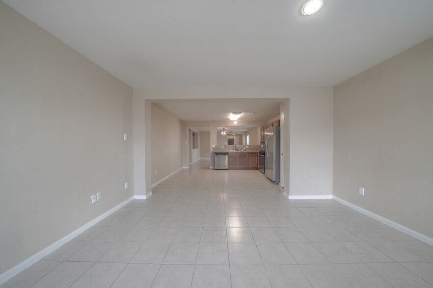 Building Photo - 20727 Cypress Crescent Ln