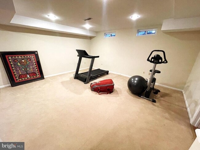 Building Photo - 13209 Lantern Hollow Dr
