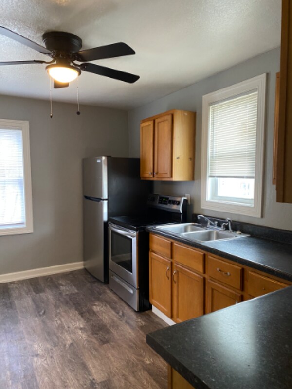 Building Photo - 1445 Dr Martin Luther King Dr