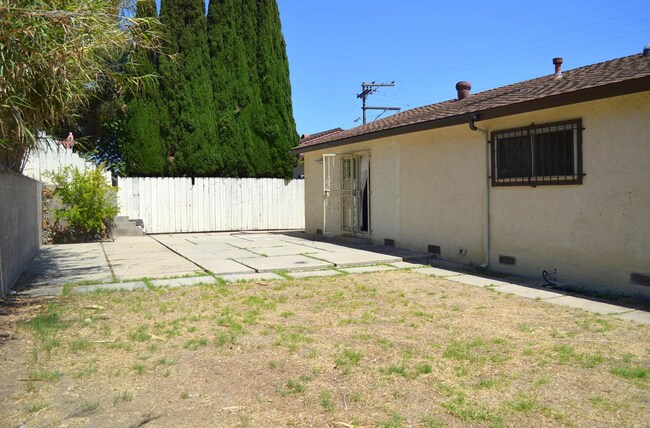 Building Photo - 8850 Orville St