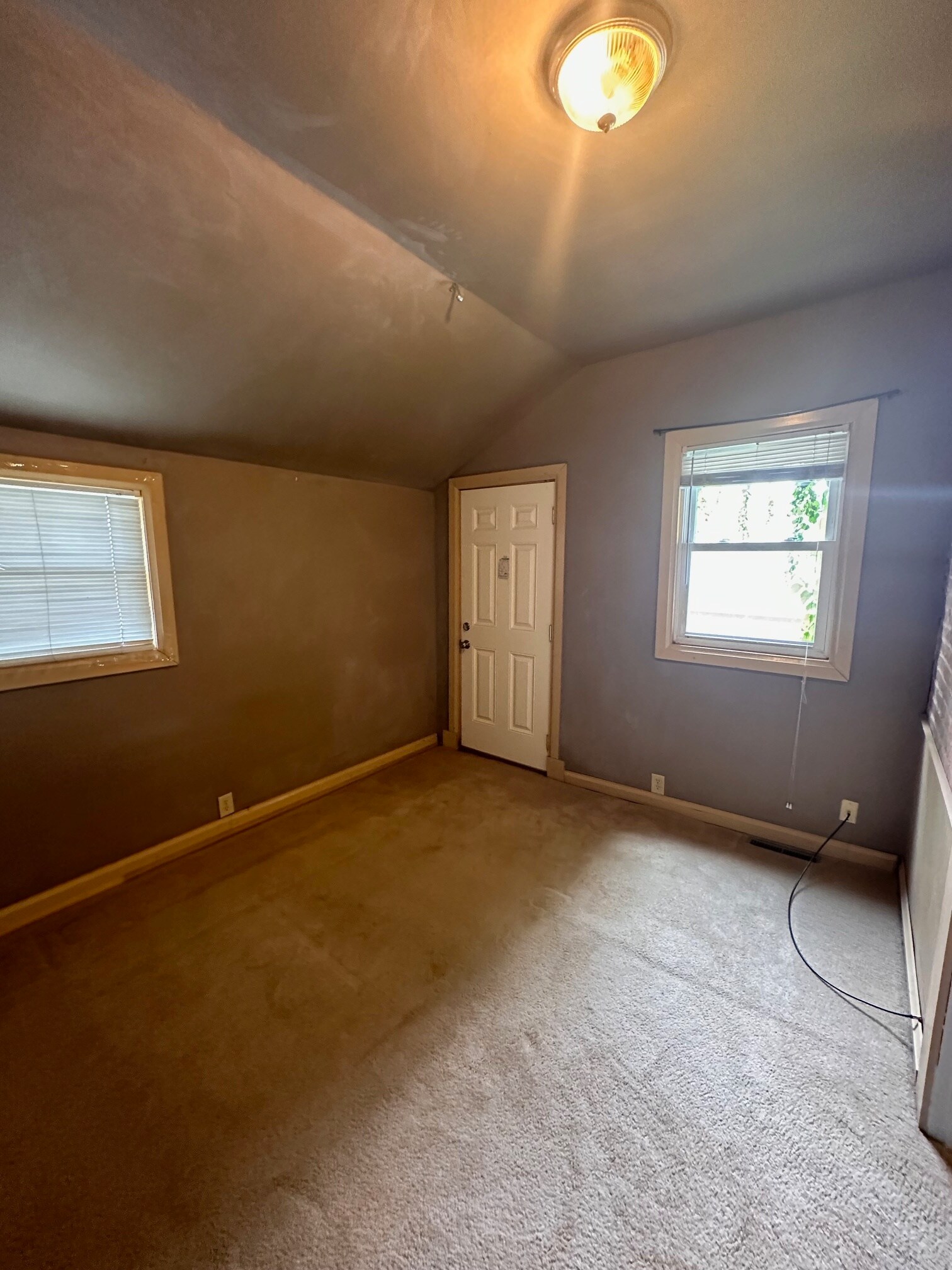 Bedroom - 507 Chestnut St