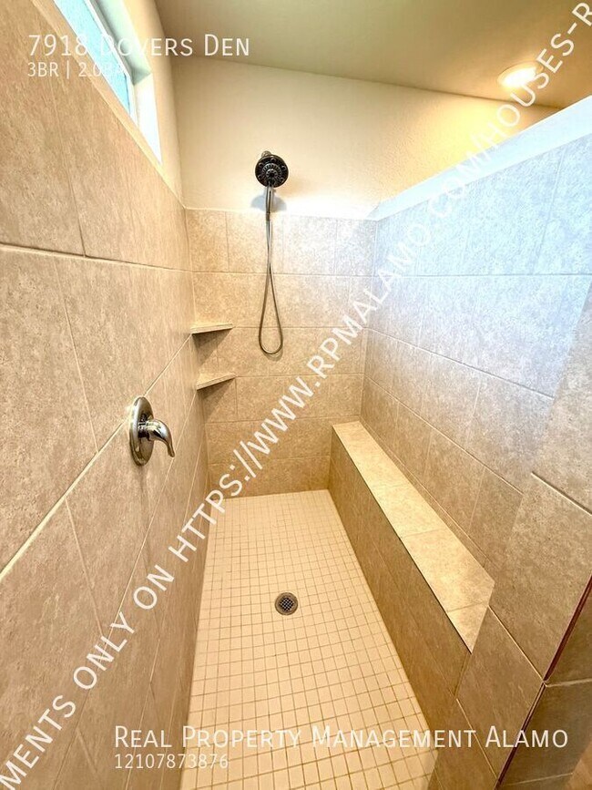 Building Photo - 7918 Dovers Den