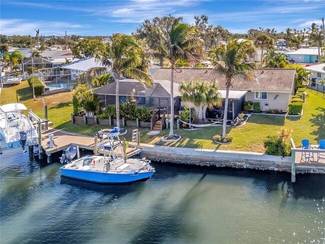 Building Photo - 10432 Sandpiper Rd W