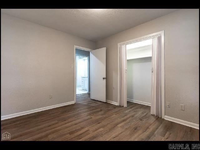 Building Photo - 6809 Canna Rd
