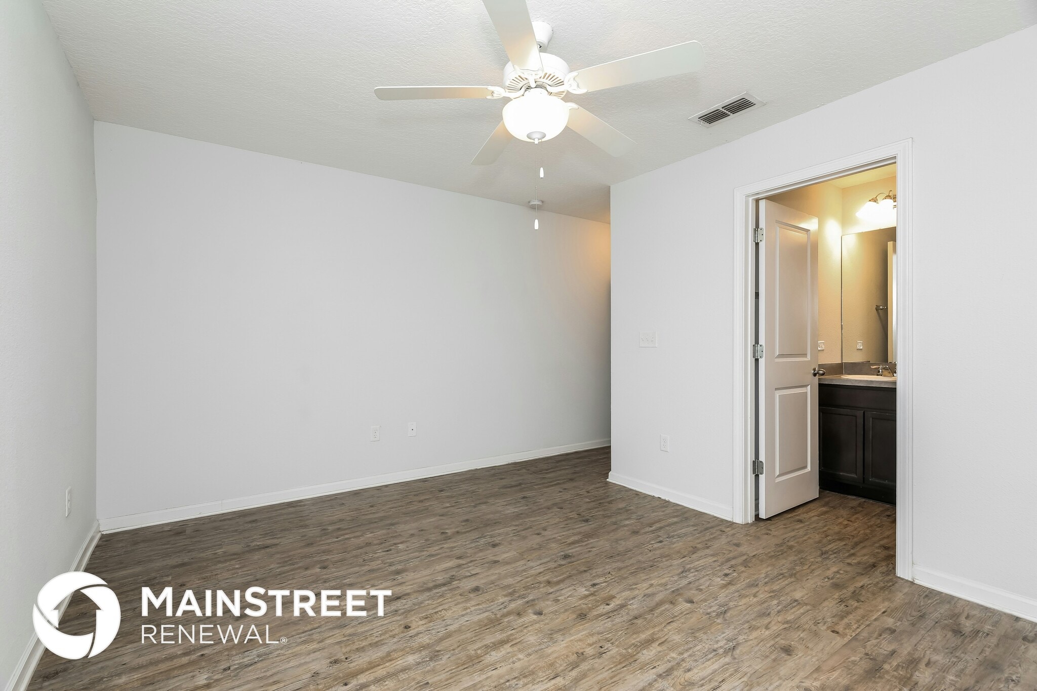 Building Photo - 530 Eiseman Wy