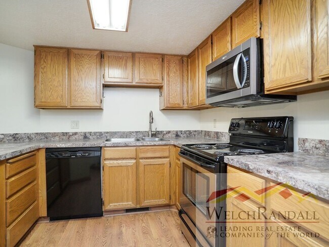 Building Photo - Corner Gem in Washington Terrace – 2BR Com...