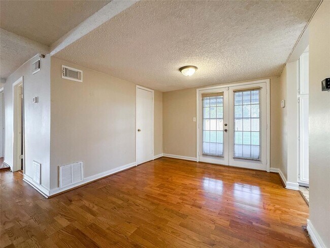 Building Photo - 3709 Joe Dr