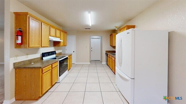Building Photo - 4405 Hondo Dr