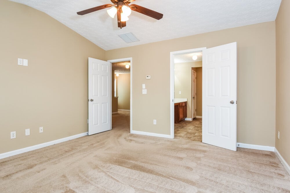 Building Photo - 206 Winterbury Dr