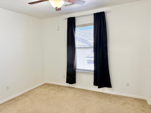 Building Photo - 1199 Mirador Loop N E