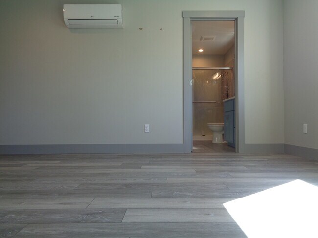 Building Photo - 1364 Northern Heights Loop NE