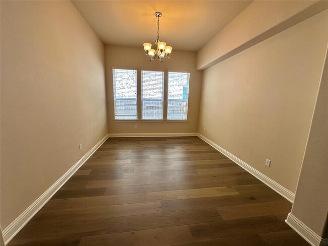 Building Photo - 4102 Rainy Creek Ln