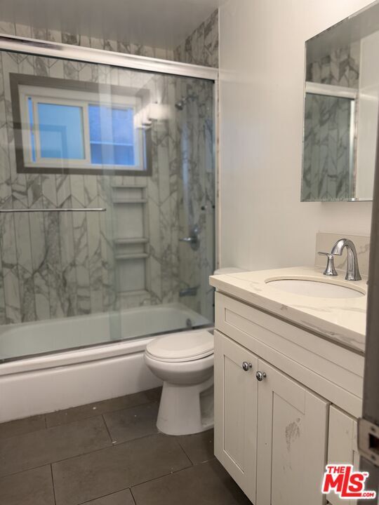 Building Photo - 6013 Carlton Way