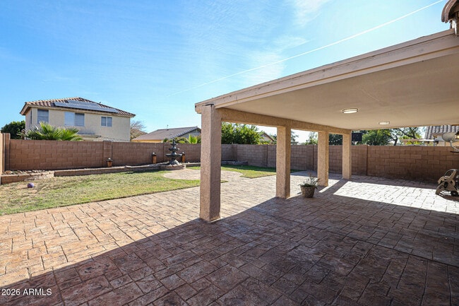 Building Photo - 12811 N Palm St