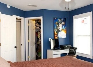 Building Photo - 2621 Canyon Dr