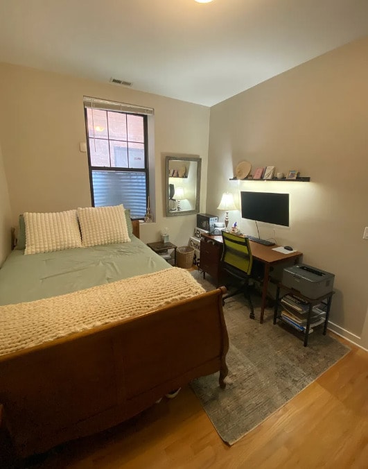 Building Photo - 2151 W Evergreen Ave