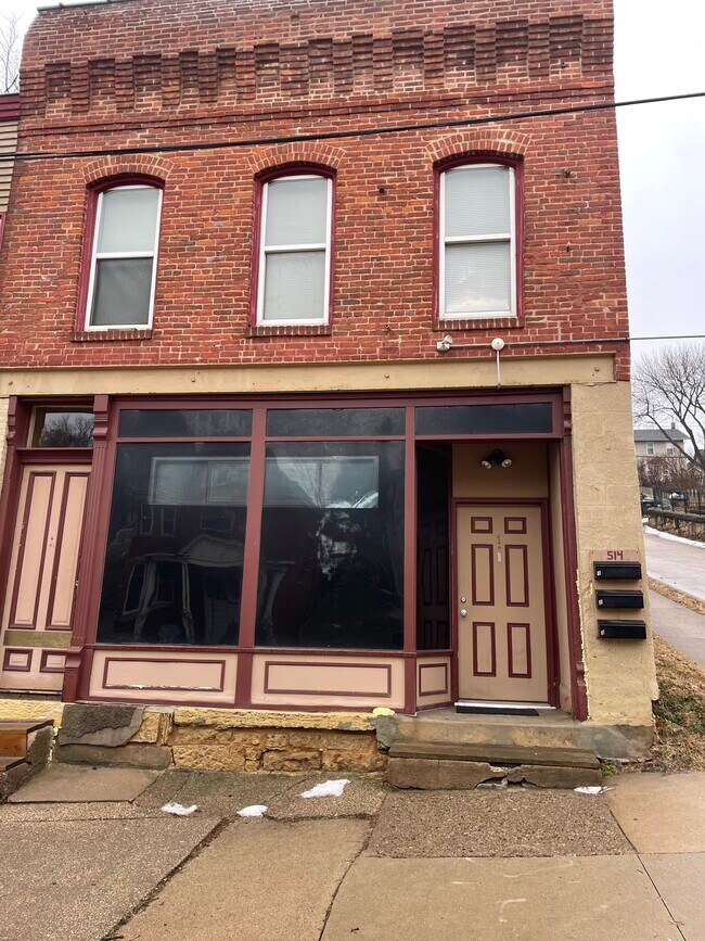 Building Photo - 514 Loras Blvd