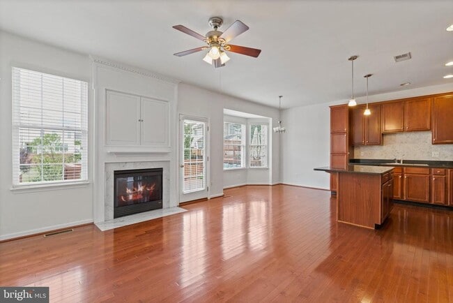 Building Photo - 22576 Welborne Manor Square