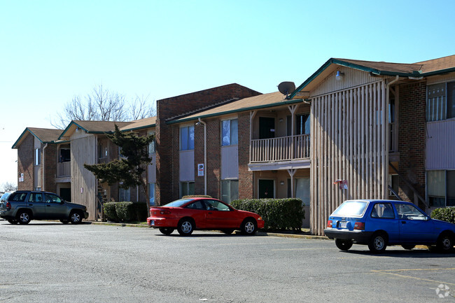 Building Photo - Wedgewood Court